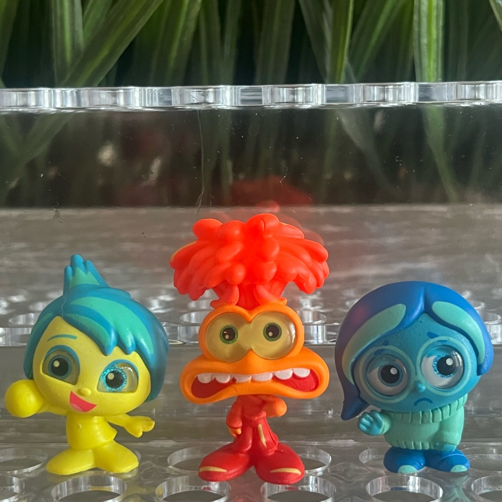 Neon Pop Doorables Anxiety Joy & Sadness